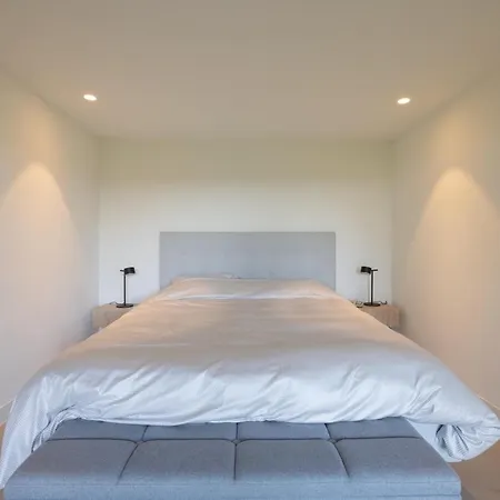 'elements' With Panoramic Views *