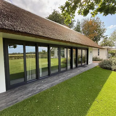 Holiday home 'elements' With Panoramic Views *