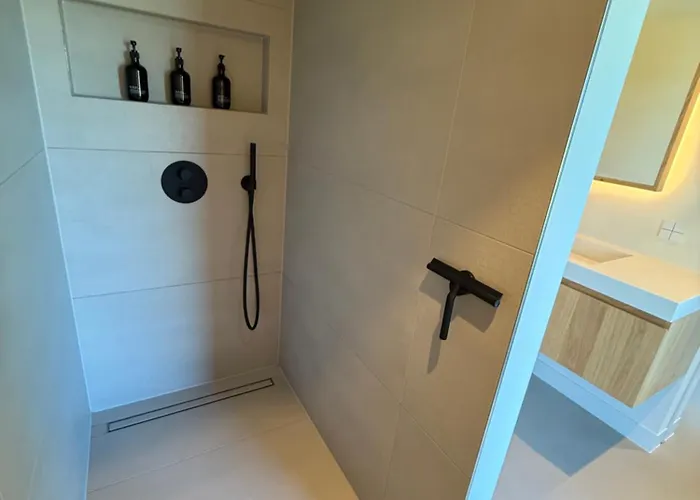 'elements' With Panoramic Views