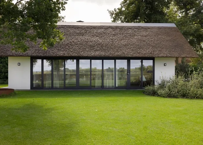 'elements' With Panoramic Views