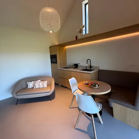 'elements' With Panoramic Views Semesterbostad *