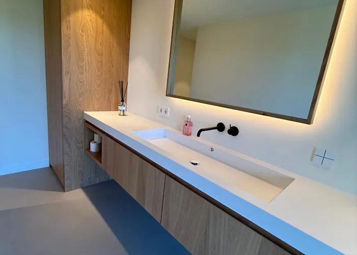 'elements' With Panoramic Views Vakantiehuis *