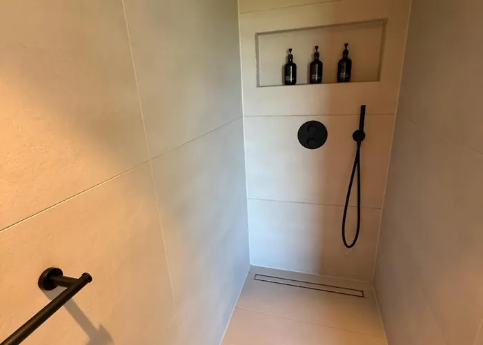 'elements' With Panoramic Views Vakantiehuis *